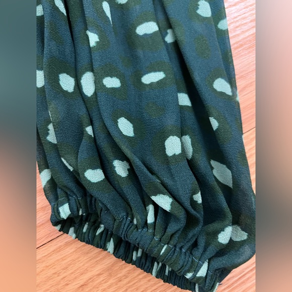 NEW - FarmRio Multicolored Leopard Print Blouse - size XS - Picture 4 of 5